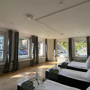 Apartment Shared At Heumarkt, City Center, Cologne